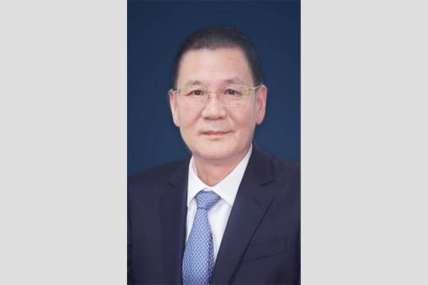 储征伟.jpg